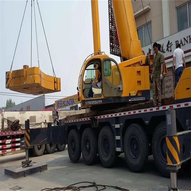 大足当地吊车出租|机器吊装|75吨|工厂搬迁服务